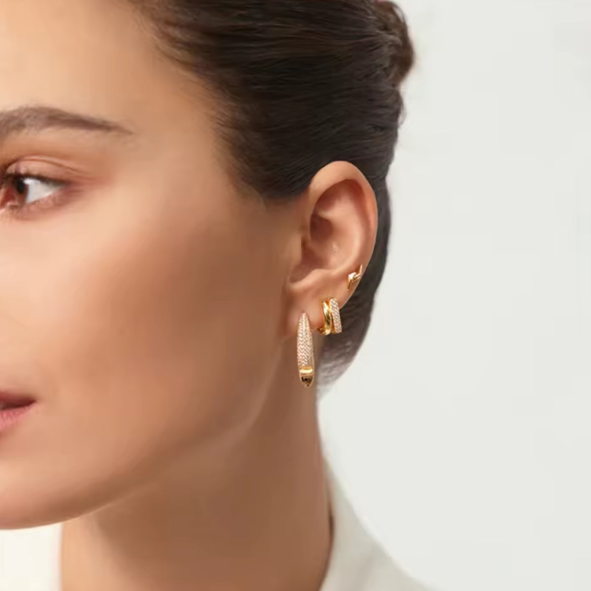 Iconic Curve Hoops